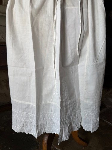 Joli jupon broderie blanche - broderie,