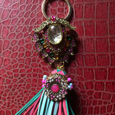 pompon broche, porte clé