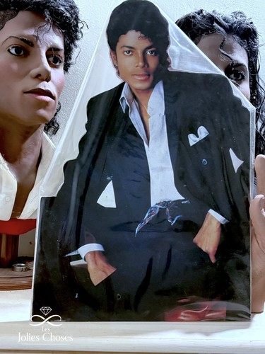 Plv standee michael - ,