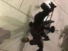 lustre néo gothique en bois 