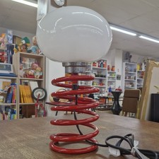 Lampe Ressort Ingo MaurerSpace