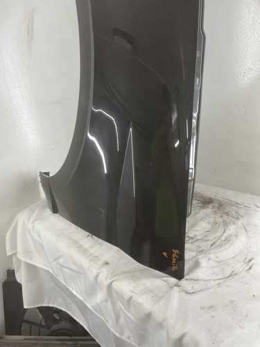 Driver left fender - driver, built