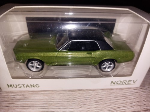 Voiture miniature ford mustang - voiture,