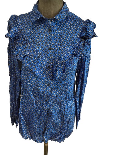 Très belle chemise - très,