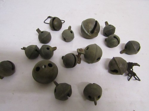 Lot grelots anciens bronze - lot,