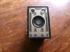 Ancien APPAREIL PHOTO "BROWNIE JUNIOR" "SIX 16"