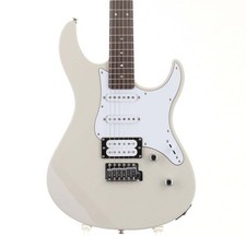 YAMAHA Pacifica PAC112V