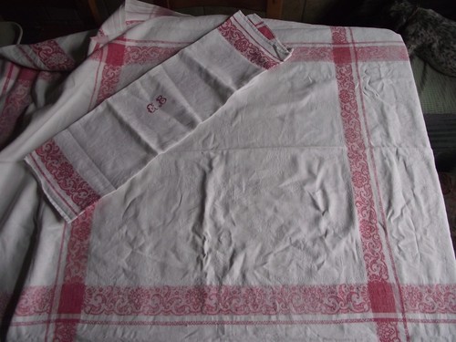 Linge ancien 1 - (,