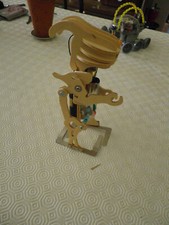 Robot marcheur "bois", a