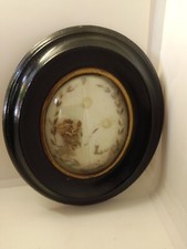 ANCIEN CADRE RELIQUAIRE NAPOLEON III AVEC FLEURS