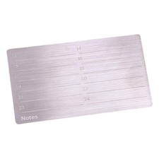 Pochoir en métal argenté