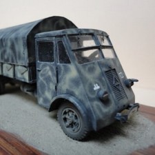 Renault AHN  camion bâché 3,5 tonnes 1940 , kit résine1:72 ALBY