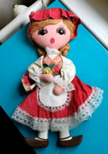 Vintage Poupée Folklorique
