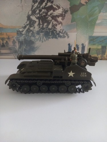 Char m41 figurants - +,