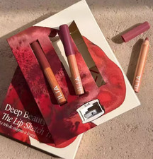 Authentic ILIA  Lip Sketch