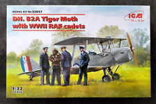 DH. 82A TIGER MOTH with WWII RAF cadets 1/32 ICM Ref 32037