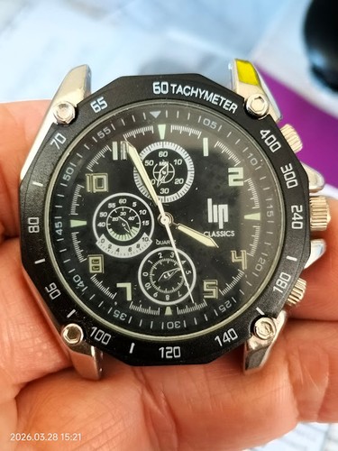 Montre lip classics chrono - montre,