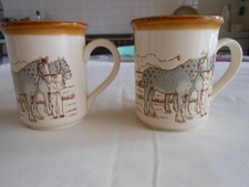 2 mugs en céramique