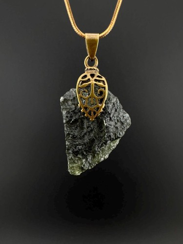 Pendentif moldavite