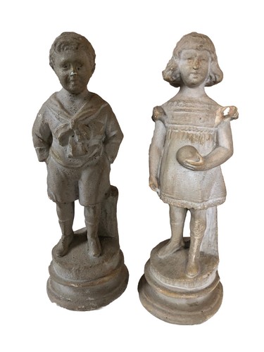 Paire statuettes en - de,