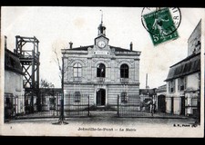 JOINVILLE-LE-PONT (94) ECHAFFAUDAGE & ATTELAGE à la MAIRIE en 1910