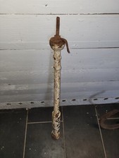 Ancien Départ D'escalier Ou Poteau En Fonte