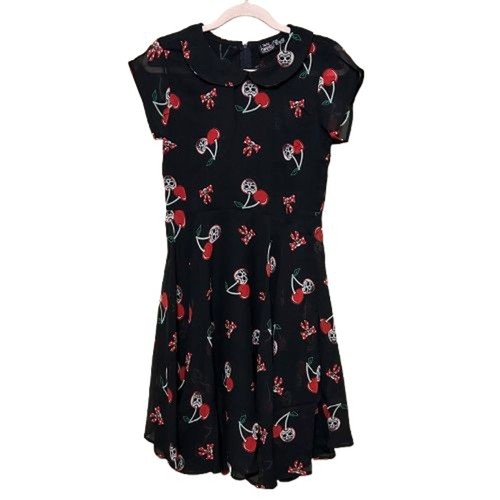 Nwt dead threads - threads, fit