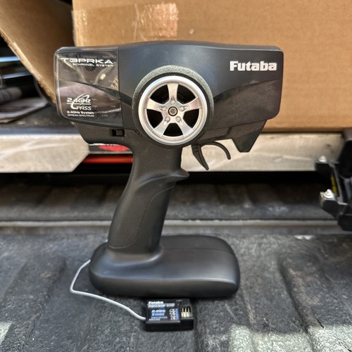 Futaba 2 4ghz fhss - **,
