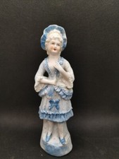 personnage féminin en biscuit