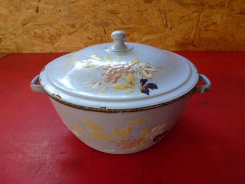 Ancienne soupière émaillée - ancienne,