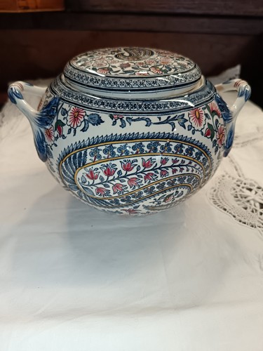 Pot couvert sucrier - pot, ou