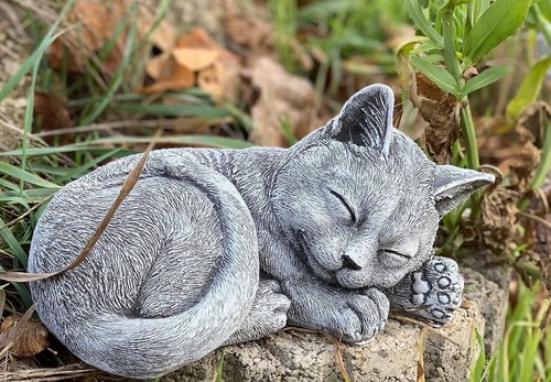 Statuette pierre - en,
