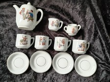 dinette vintage  en porcelaine  scenes enfantines