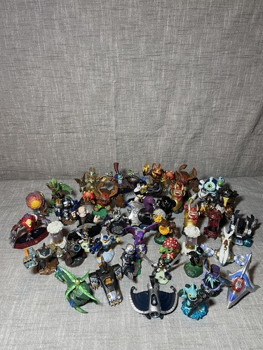 Skylanders figures portals - skylanders, figures,