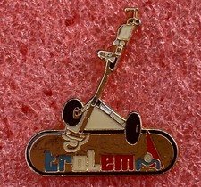 T13 Pins TROLEM Fabricant Français de Chariot GOLF Caddie Vintage lapel pin