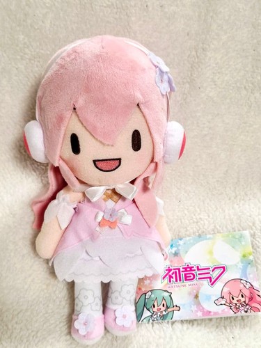 Peluche hatsune miku megurine - hatsune,