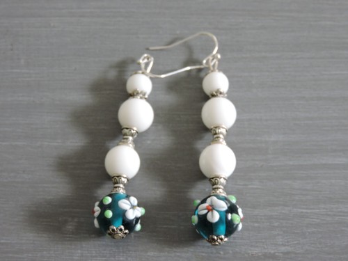 Boucles oreilles perles de - d,