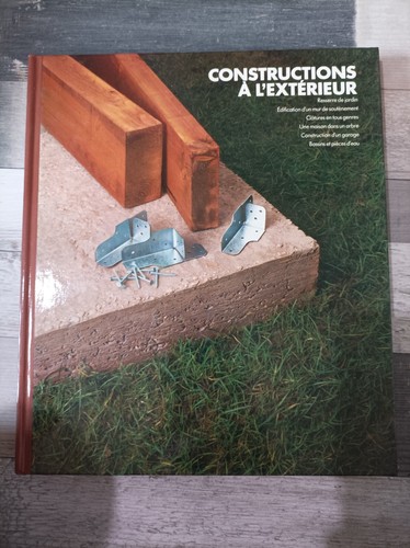 Constructions extérieur - à, l'extérieur