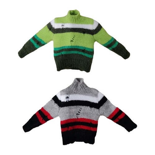 Pull pour figurine masculine
