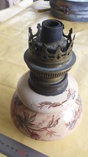 Ancienne lampe à pétrole en faïence de CHOISY LE ROI à suspendre à décor floral