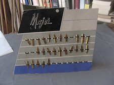 ++"535.6"  ANCIENNE  PUBLICITE CARTON PLV PLUMES "MAJOR" AVEC PLUMES