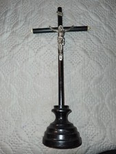 ANCIEN CRUCIFIX SUR