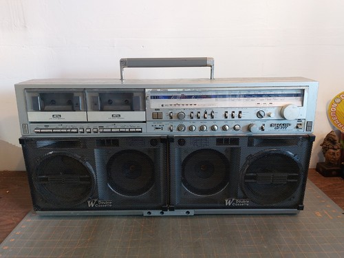 Vtg sharp 777 boombox - gf-777,