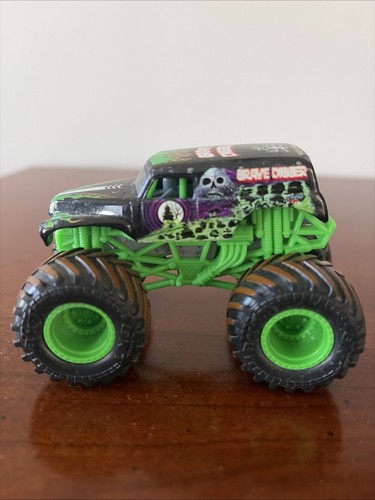 Sml monster jam grave - 1:64,
