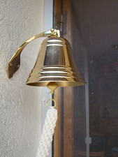 Cloche murale en laiton massif