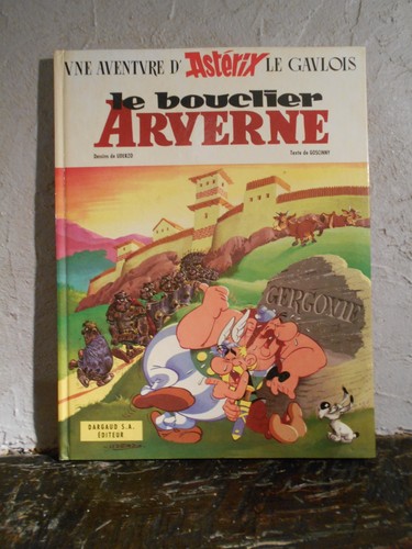 Asterix bouclier arverne - bouclier,