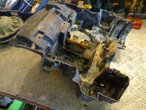 Boitier coffre avant quad - boitier,