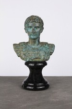 Statue en buste romain