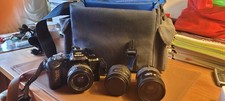 appareil photo argentique nikon  F-401s avec 3 Objectifs