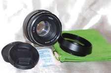 BEL HELIOS~44M KMZ, objectif M42 58mm f2, avec bouchons, pare-soleil et housse